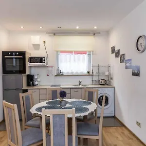 https://apartamenty-emma-zakopane.zakopanehotels.org